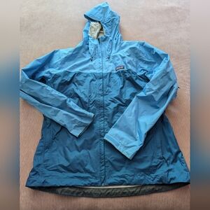 Women's Patagonia rain jacket